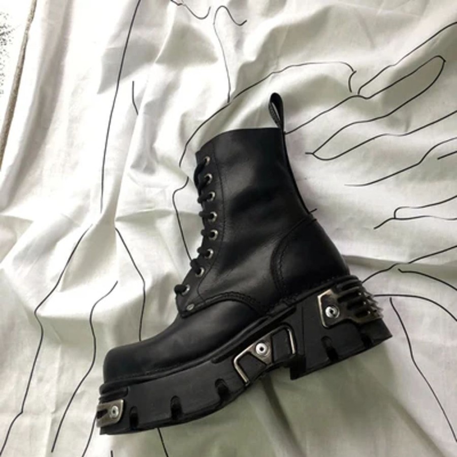 Fashion Kawaii Shop Shoes & Boots | Chunky Gothic Ankle Boots